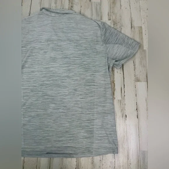 Tommy Bahama IslandZone Polo Shirt Short Sleeve Golf Performance Gray Men XL - Picture 9 of 10